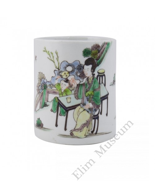 1141  A Kang-Xi Wucai brush pot in mother and son theme