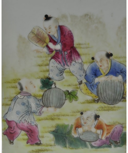 1146 A Qian-Long square vase fengcai playing childern