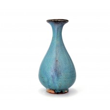 1542 A Jun-Ware blue glaze Yuhuchun vase   