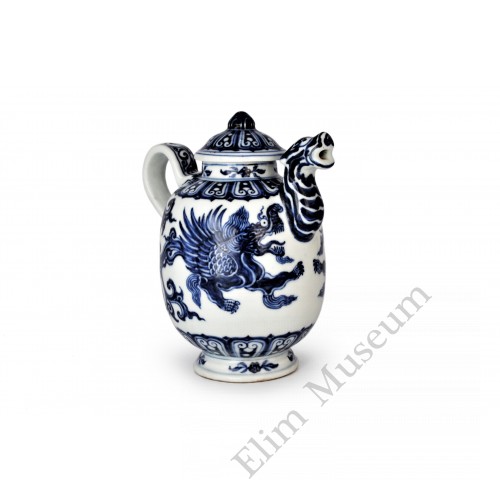 1549 A B&W winged dragon teapot 