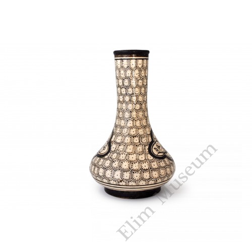 1551  A Cizhou-Ware long neck vase