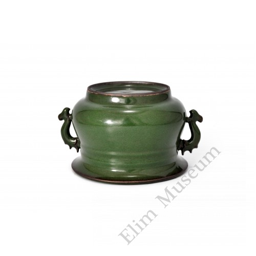 1575 An olive green Guan-ware incenser