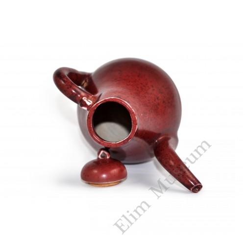 1578  A red-glaze pearl shape teapot   