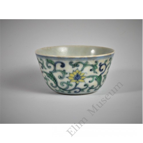 1642 A Doucai lotus pattern cup  