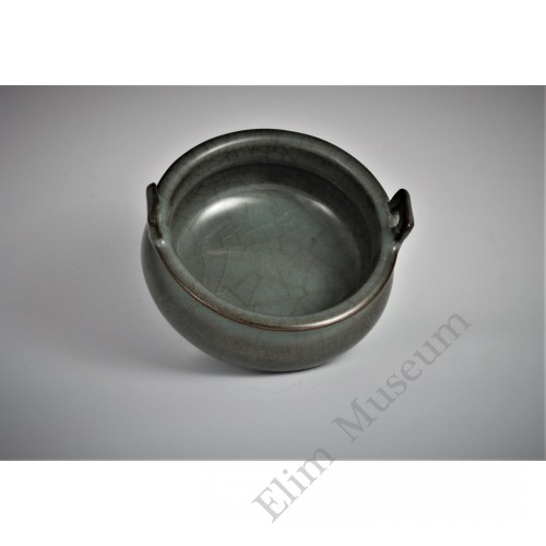 1645 A Guan-ware double handled incenser