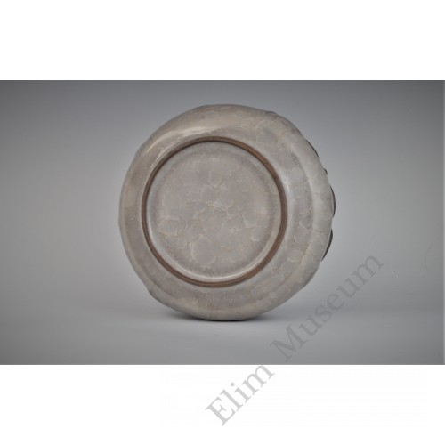 1649 A Ge-Ware lotus petals icy crackled brush washer