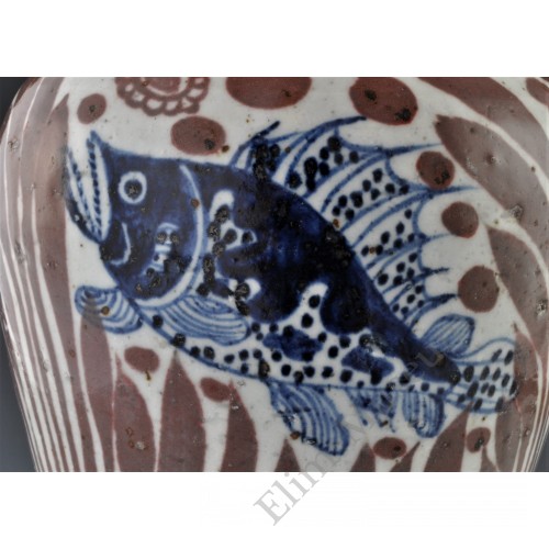 1656 An underglaze B&R fish-lotus pattern Meiping 