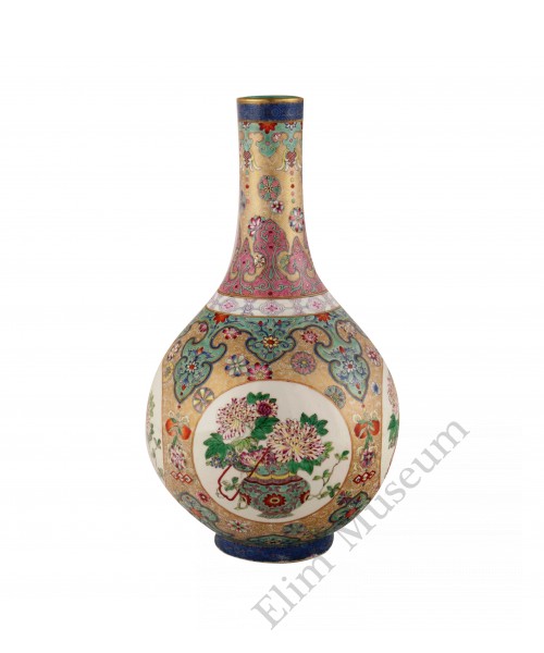 1166 A Yangcai Gallbladder vase floral décor  