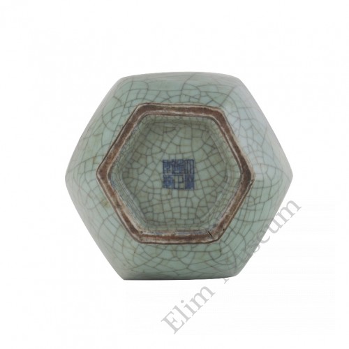 1167  A Yong- Zheng period Ge-Ware style hexagonal vase 