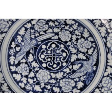 1676 A B&W plate decor with cross and peony    