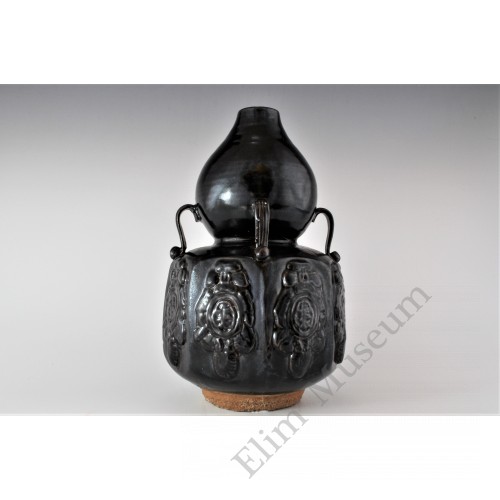 1680 A black glaze Gourd Vase   