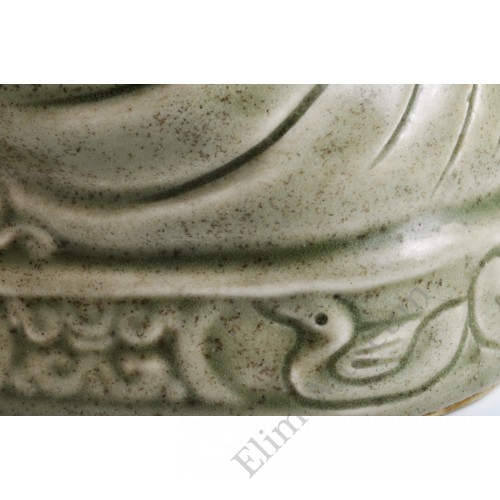 1723 A Yaozhou ware recumbent boy-shaped pocelain pillow