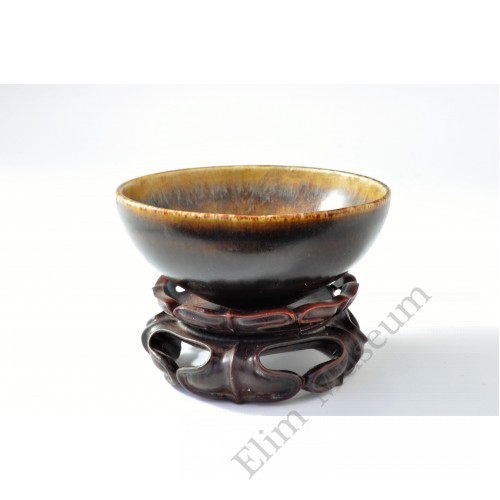 1757 A Jizhou-Ware hare fur brown tea bowl  