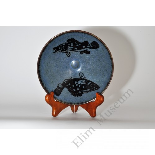 1778  A Paper-Carved Two Fishs Jizhou Ware Bowl