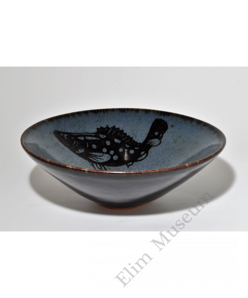 1778  A Paper-Carved Two Fishs Jizhou Ware Bowl