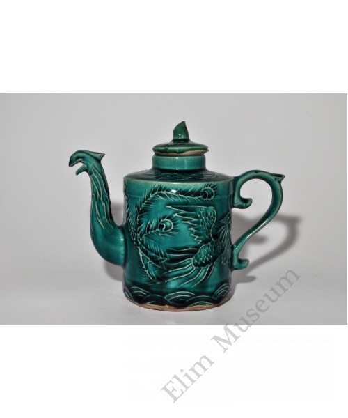 1780 A Cizhou-Ware Lidded  Green Glaze Teapot  