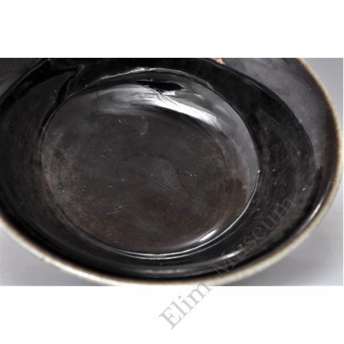 1787 An Ming aubergine glaze small bowl