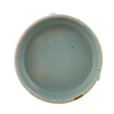 1182   A Qian-long Ru-glaze triple legs brush washer 