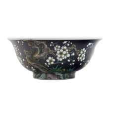 1213 A noire Sancai plum magpie bowl