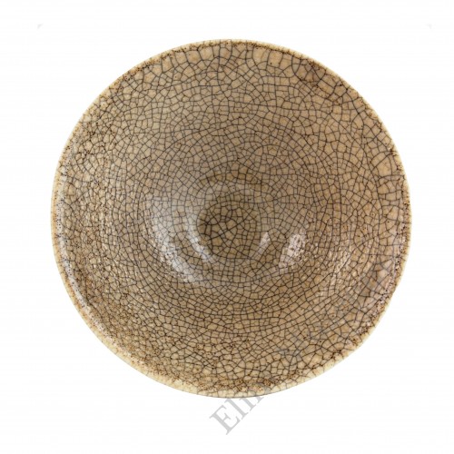 1239 A bowl with straw-yellow glaze and "roe pattern"