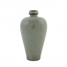 1246 A Song Dynasty Guan-Ware grey green mei-ping