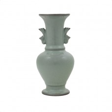 1307 Song Dynasty Guan-Ware olive green handled vase