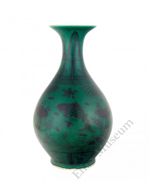 1342 Ming Xuan-De period green glaze B&W Yuhuchun vase