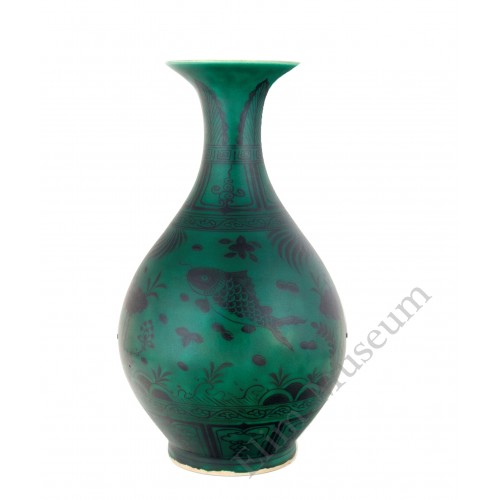 1342 Ming Xuan-De period green glaze B&W Yuhuchun vase