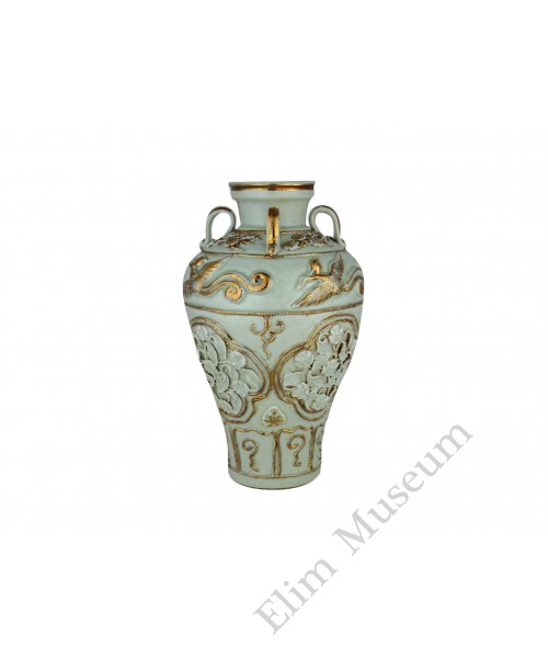 1345 A Yuan dynasty egg-white four handles vase