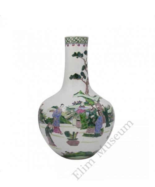 1038   A Wucai globular vase with a scene of " court litigation"   