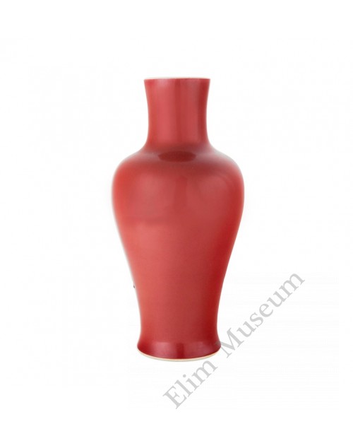 1065 A Qing Kang-Xi Sacrificial Red Glaze Vase