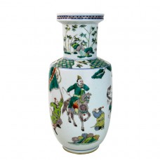 1072 A wucai vase with narrative scenes from Water Margin