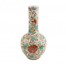 1074  A Kang-Xi Sancai long neck vase with peony motif