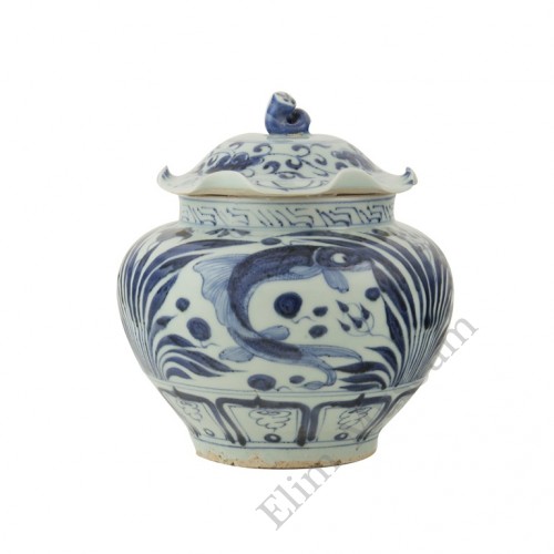 1317   A Yuan Dynasty lidded B&W Jar with fishes & pond plants